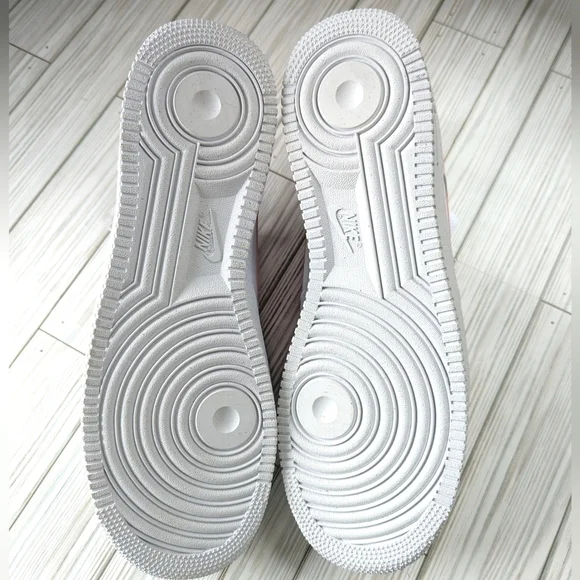 Nike Air Force 1 07 Next Nature Sneaker in White Arctic Orange Size 14.5 NWT - Picture 7 of 10